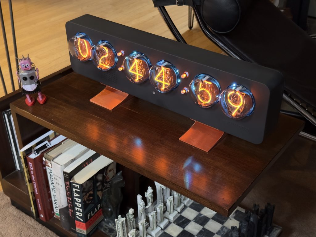 CD27 Nixie Clock