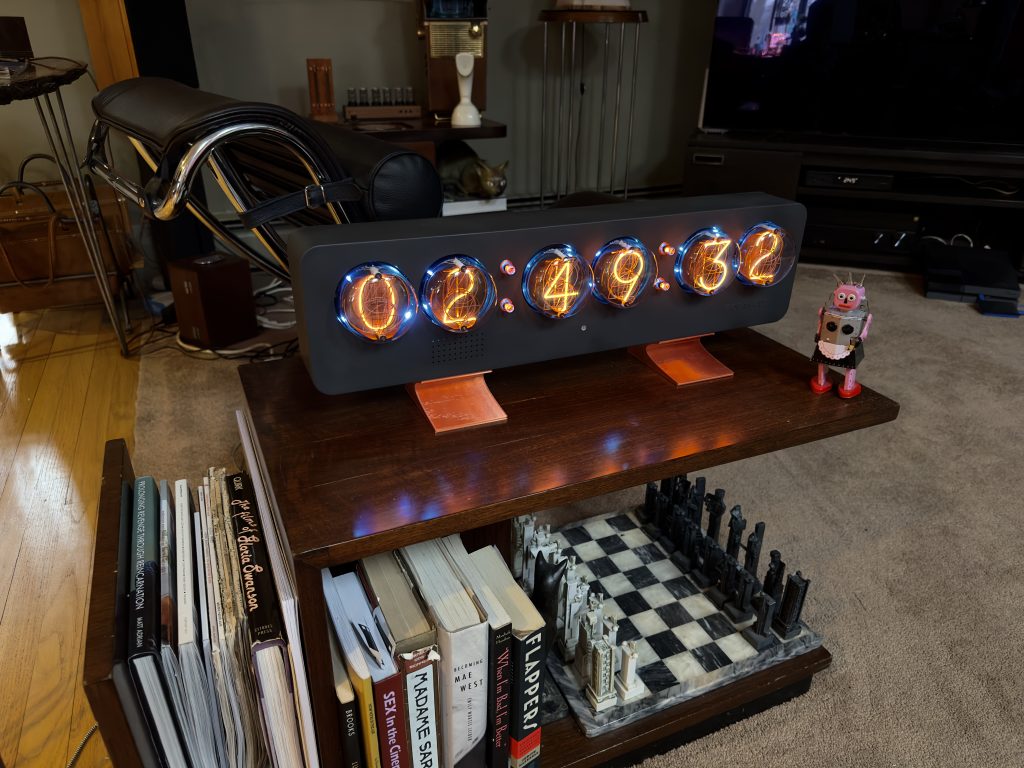 CD27 Nixie Clock